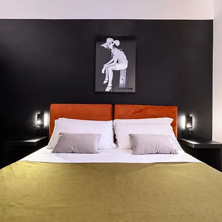 Interno Barocco ゲストハウス ナポリ