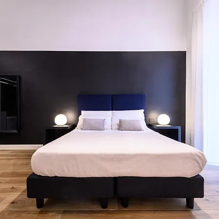 Interno Barocco Гостевой дом Неаполь