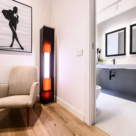 Konukevi Interno Barocco 4*